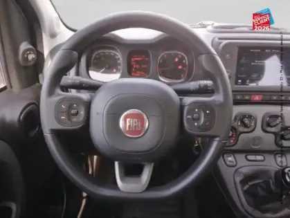 Photo 26 Fiat Panda  1.0 70ch BSG S&S City Life