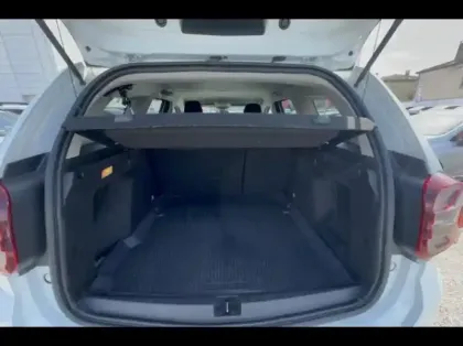 Photo 11 Dacia Duster  1.5 Blue dCi 115ch  Journey + 4x2