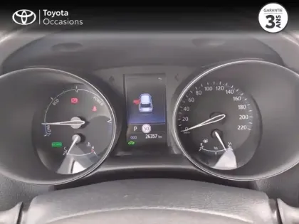 Photo 13 Toyota C-HR  122h Distinctive 2WD E-CVT RC18