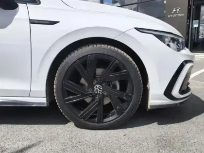 Photo 8 Volkswagen Golf  1.5 eTSI OPF 150ch R-Line DSG7