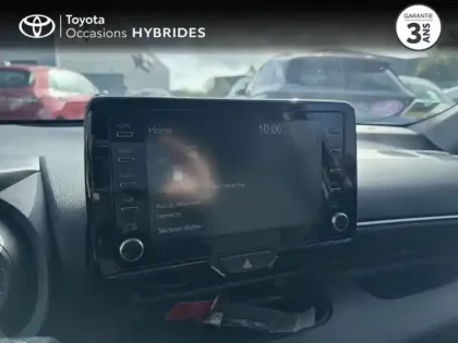 Photo 8 Toyota Yaris  116h Design 5p MY22