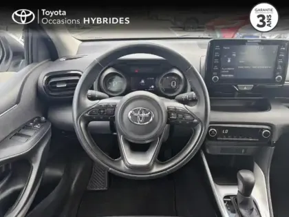 Photo 14 Toyota Yaris  116h Design 5p Pack Confort