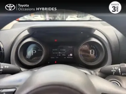 Photo 5 Toyota Yaris  116h Design 5p Pack Confort