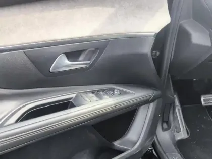 Photo 13 Peugeot 5008  1.5 BlueHDi 130ch S&S GT EAT8