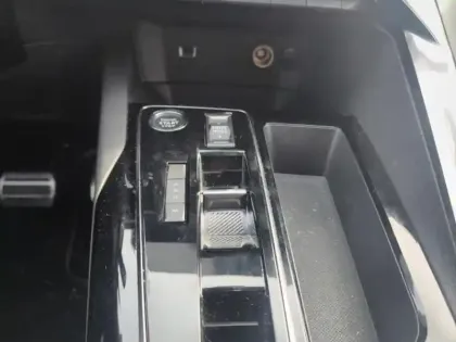 Photo 8 Peugeot 5008  1.5 BlueHDi 130ch S&S GT EAT8