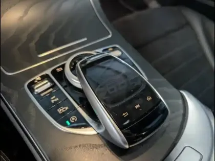 Photo 13 Mercedes Classe C  220 d 194ch AMG Line 9G-Tronic