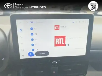 Photo 14 Toyota Yaris  116h Design 5p MC24