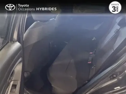 Photo 11 Toyota Yaris  116h Design 5p MC24