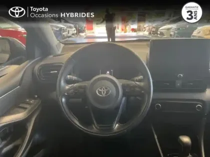 Photo 8 Toyota Yaris  116h Design 5p MC24