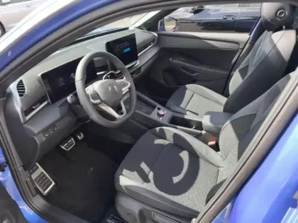 Photo 12 Volkswagen T-roc  1.5 eTSI 150ch R-Line DSG7