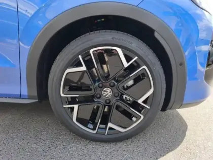 Photo 8 Volkswagen T-roc  1.5 eTSI 150ch R-Line DSG7