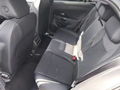 Photo 14 Volkswagen T-roc  1.5 eTSI 150ch R-Line DSG7