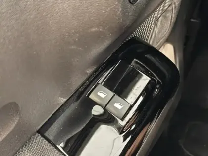 Photo 6 Citroën C3  1.2 PureTech 83ch S&S MAX