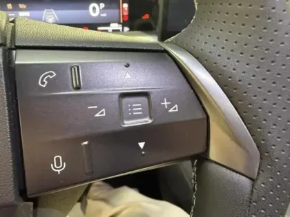 Photo 13 Opel Grandland  1.2 Turbo Hybrid 145ch GS e-DCT6