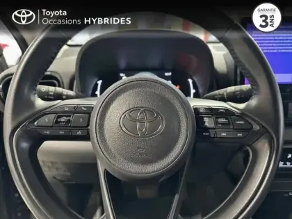 Photo 7 Toyota Yaris  116h Design 5p MC24