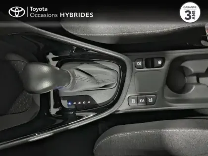 Photo 12 Toyota Yaris  116h Design 5p MC24