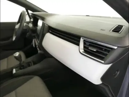 Photo 8 Renault Clio  1.6 E-Tech hybride 140ch Limited -21N