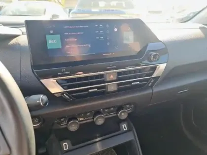 Photo 12 Citroën C4  Moteur électrique 136ch (100 kW) Shine Automatique