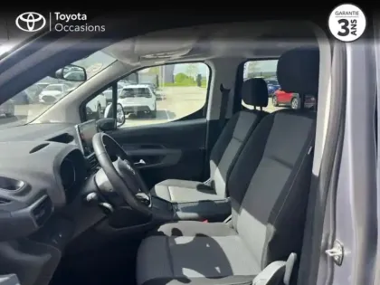 Photo 10 Toyota Proace  CITY Verso Medium 1.2 110 VVT-i Executive RC21