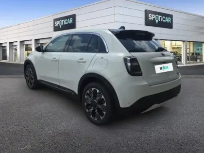Photo 6 Fiat 600  1.2 Hybrid 100ch La Prima DCT6