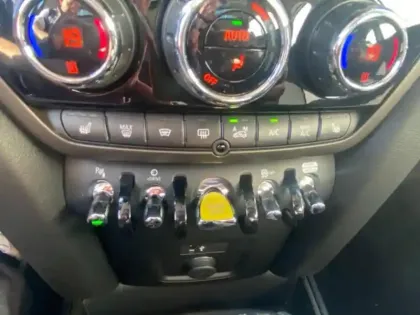 Photo 13 Mini Countryman  Cooper SE 125ch + 95ch Edition Premium Plus ALL4 BVA6