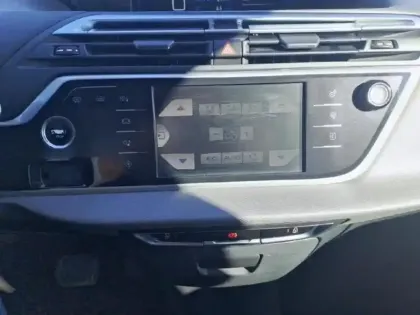 Photo 13 Citroën C4 Picasso  BlueHDi 150ch Exclusive S&S EAT6