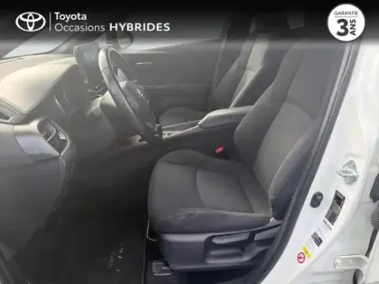 Photo 10 Toyota C-HR  122h Dynamic 2WD E-CVT