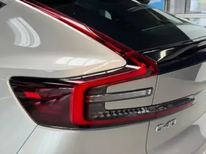 Photo 9 Volvo C40  Recharge Extended Range 252ch Plus