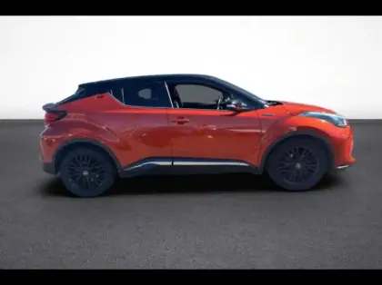 Photo 6 Toyota C-HR  184h Première 2WD E-CVT MC19