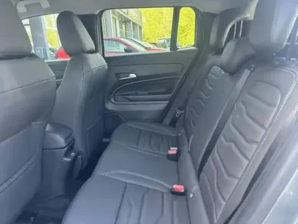 Photo 9 Jeep Avenger  1.2 Turbo T3 110ch MHEV Summit BVR6 eHybrid