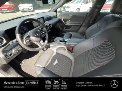 Photo 9 Mercedes CLA  Shooting Brake 180 d 116ch Business Line 8G-DCT