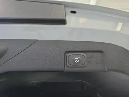 Photo 10 Ford Puma  1.0 EcoBoost Hybrid 155ch ST-Line S&S Powershift