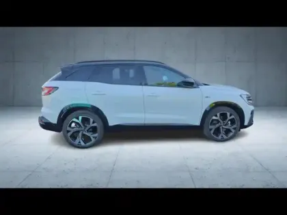 Photo 5 Renault Austral  1.2 E-Tech full hybrid 200ch Iconic esprit Alpine- 24