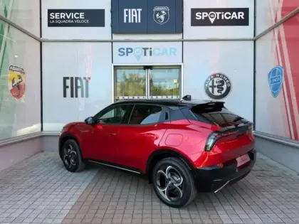 Photo 5 Alfa Romeo Junior  Elettrica 156ch 54kWh Sport Speciale (5700? certinergy déduit)