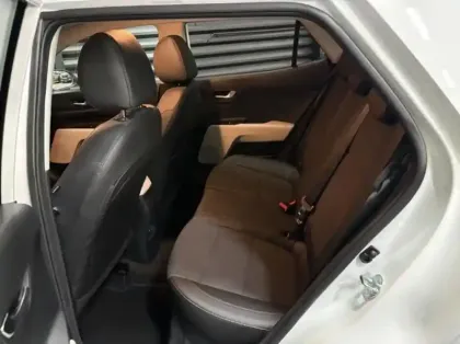 Photo 10 Kia Stonic  1.0 T-GDi 115ch MHEV GT-Line DCT7