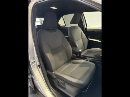 Photo 15 Toyota Yaris  Cross 116h Design MY25