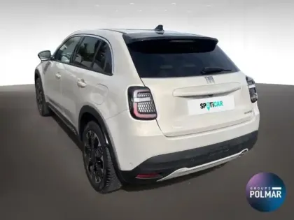 Photo 6 Fiat 600  1.2 Hybrid 100ch La Prima DCT6