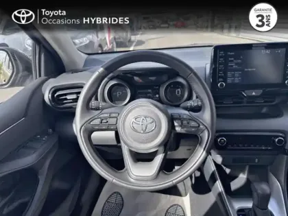 Photo 8 Toyota Yaris  116h Design 5p MC24