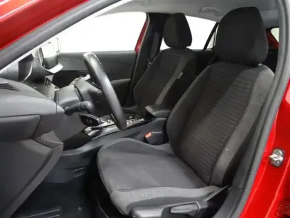 Photo 9 Peugeot 208  e- 136ch Style