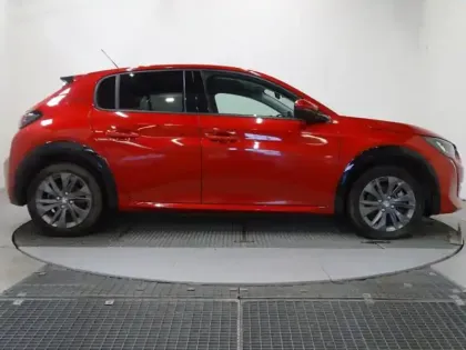 Photo 5 Peugeot 208  e- 136ch Style