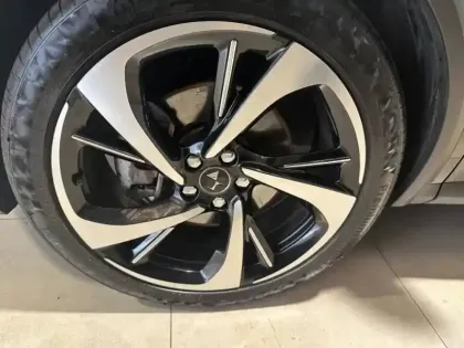 Photo 6 DS DS 7  Crossback E-TENSE 4x4 300ch Rivoli