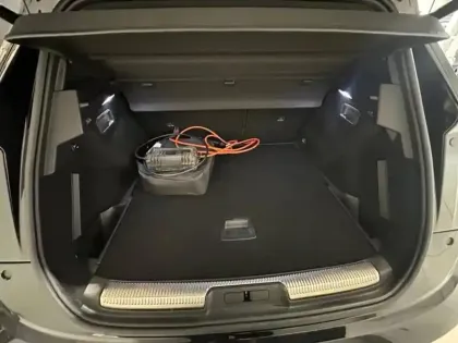 Photo 5 DS DS 7  Crossback E-TENSE 4x4 300ch Rivoli