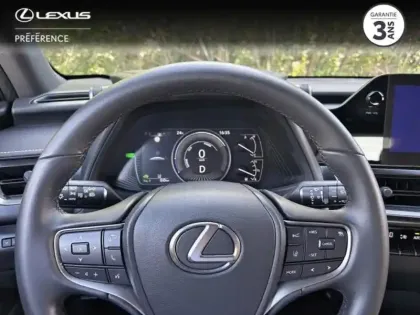 Photo 6 Lexus UX  250h 2WD