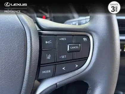 Photo 8 Lexus UX  250h 2WD