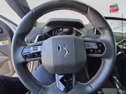 Photo 11 DS DS 3  Crossback PureTech 130ch Performance Line + Automatique