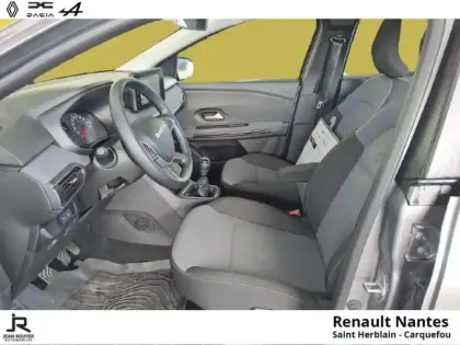 Photo 12 Dacia Sandero  1.0 ECO-G GPL 100ch Stepway Extreme +