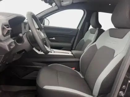 Photo 13 Dacia Bigster  1.8 hybrid 155ch Extreme