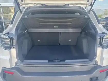 Photo 5 Jeep Avenger  1.2 Turbo T3 145ch MHEV Overland BVR6 4xe