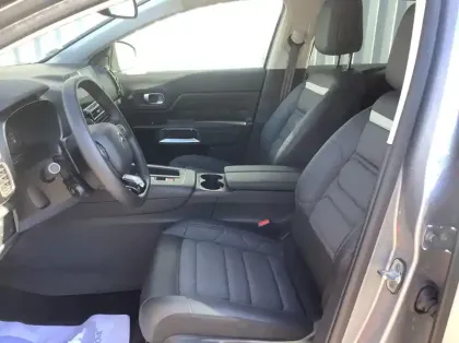 Photo 10 Citroën C5 aircross Hybride 136 e-DCS6 Plus