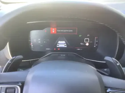 Photo 13 Citroën C5 aircross Hybride 136 e-DCS6 Plus